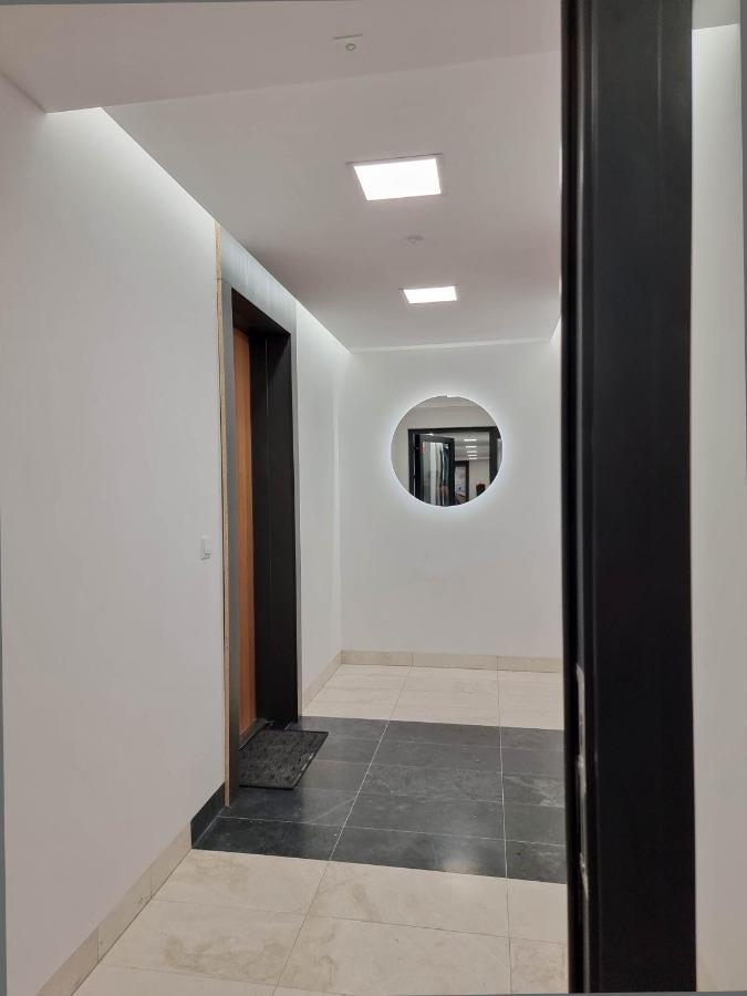 Visit Baltic - Sun Towers -2 Sypialnie - Parking Inklusive Apartment Swinoujscie Exterior photo